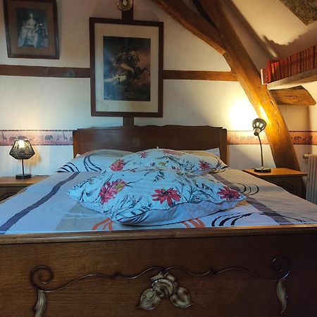 Bed and Breakfast La Taniere Des Tanneries Tonnerre Exterior foto