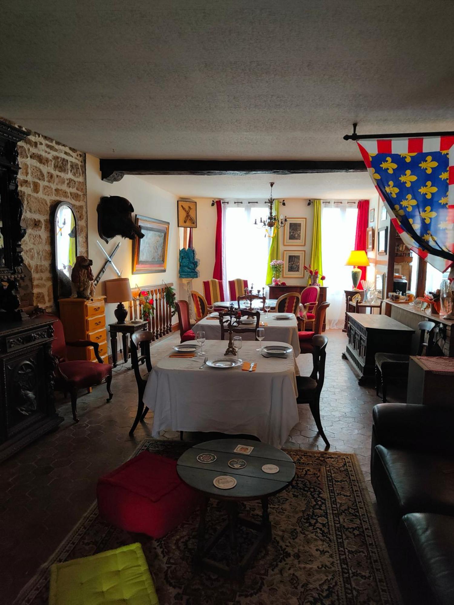 Bed and Breakfast La Taniere Des Tanneries Tonnerre Exterior foto